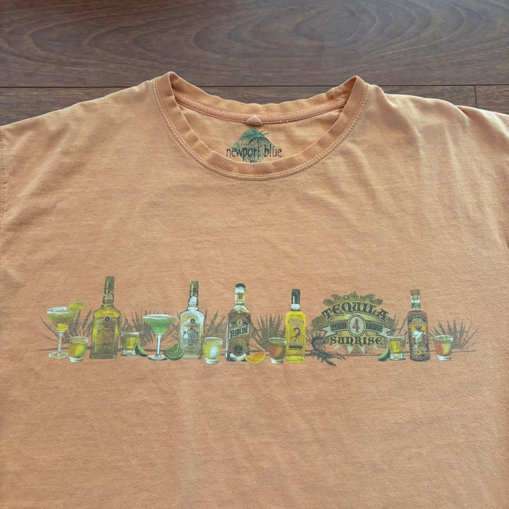 Newport Blue Mens XL Tequila Sunrise Graphic T-Shirt Orange Cotton Short Sleeve